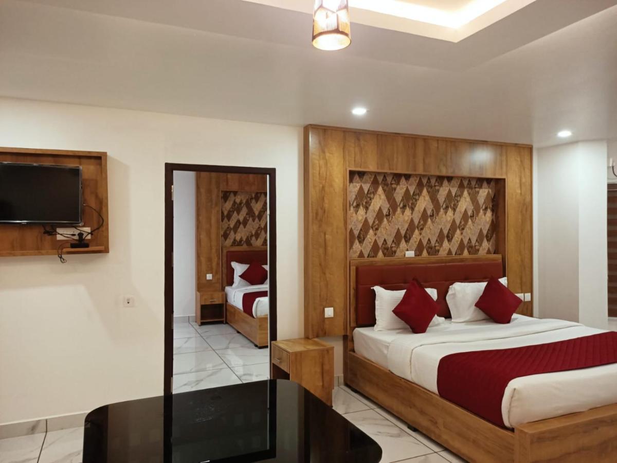 Mayo Suites Palakkad Kültér fotó